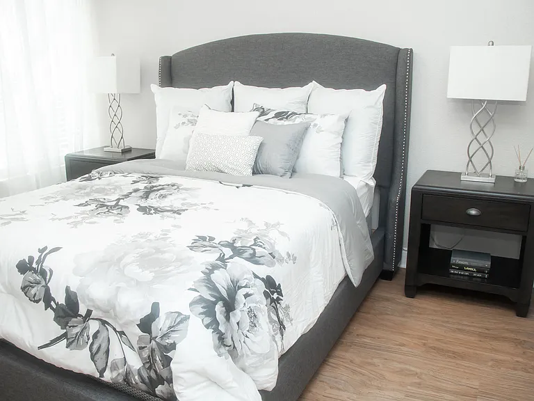 The Element at River Pointe — Photo 11