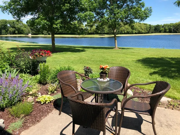 1522 River Pines Dr, Green Bay, WI 54311