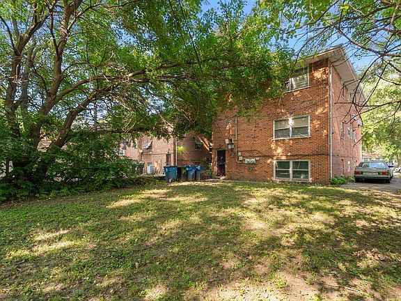 4th image of 15224 Woodlawn Ave