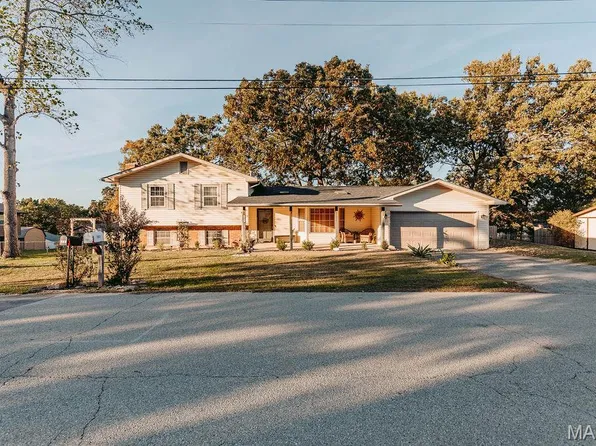 103 Carolyn St, Waynesville, MO 65583