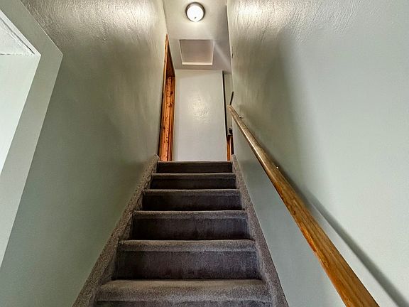 2nd image of 1163 Shadycrest Dr
