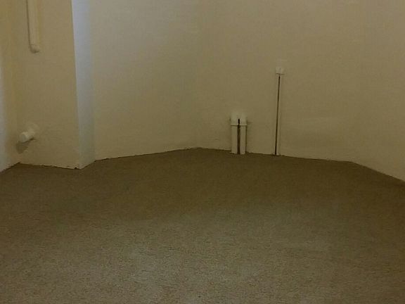 5th image of 1703 Taylor Ave N