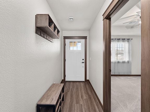 3rd image of 938 Jeffers Ridge