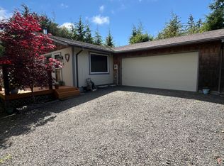 20801 Crane Pl, Ocean Park, WA 98640