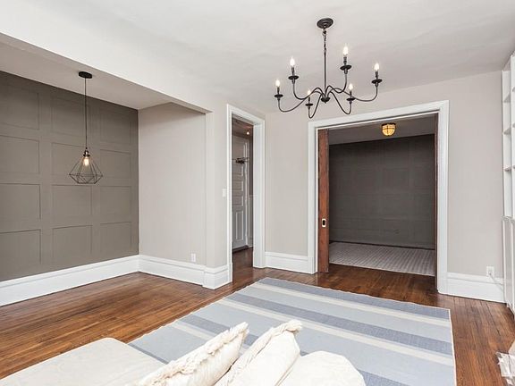 3rd image of 1607 W North Park Ave #1