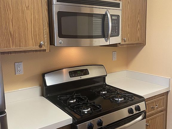 2nd image of 13155 Wimberly Sq Unit 282