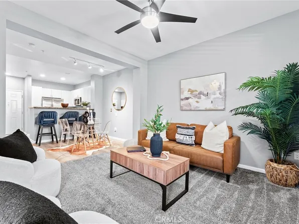 1801 E Katella Ave APT 1072, Anaheim, CA 92805