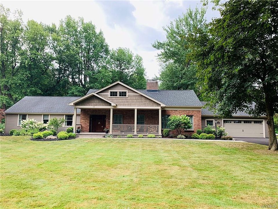 2nd image of 190 Forest Dr