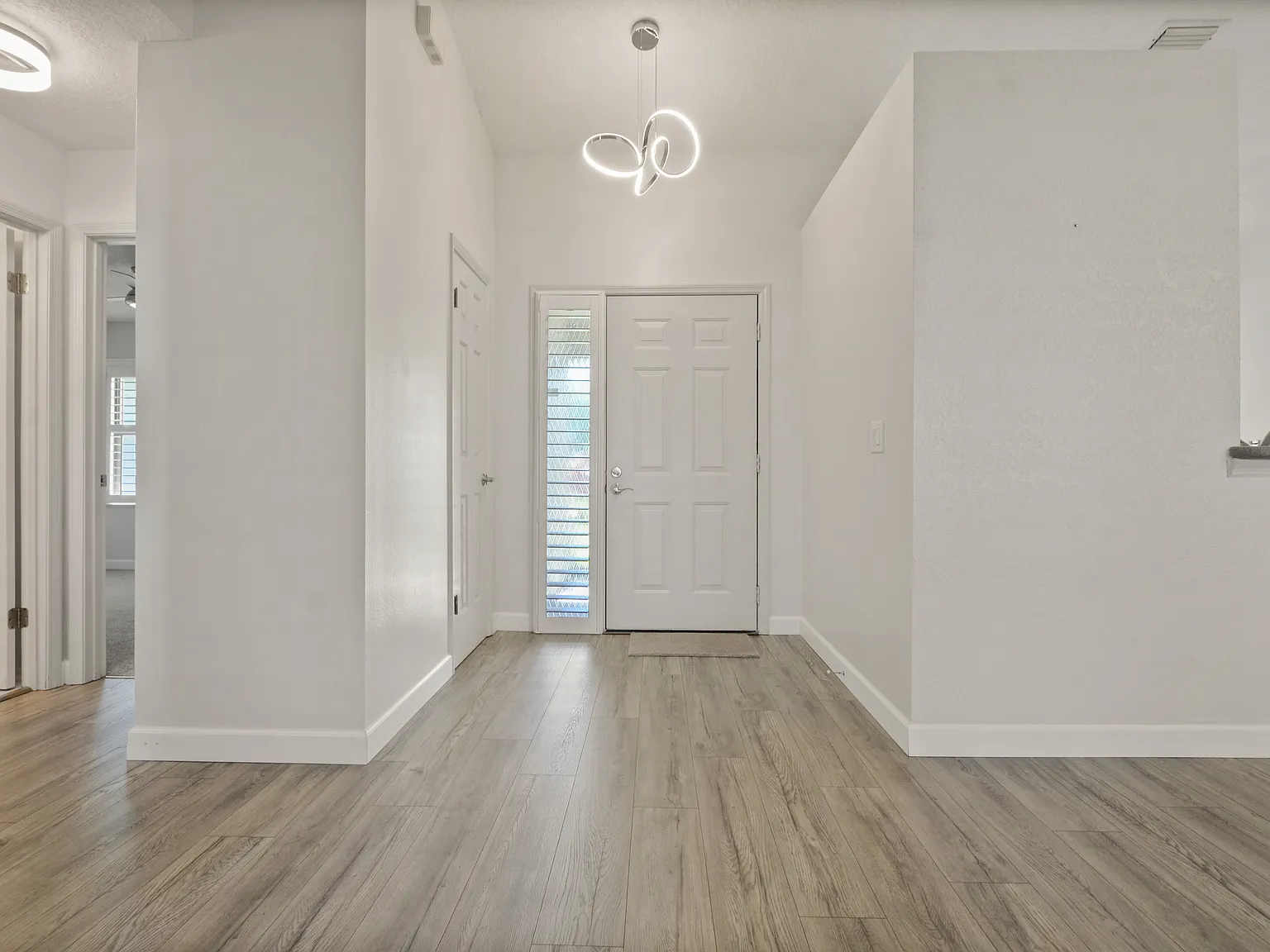 3 bed, 1492 sqft, $3,000 — Photo 3