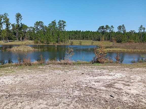 2nd image of 2808 Summer Cir