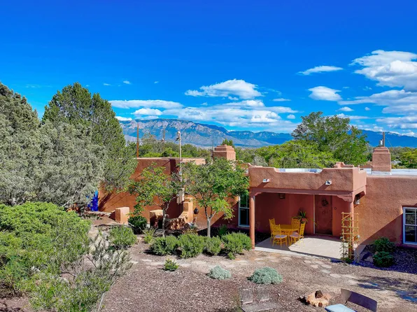 123 Ashley Ln, Corrales, NM 87048