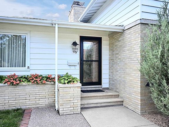 2nd image of 65 6th STREET E E