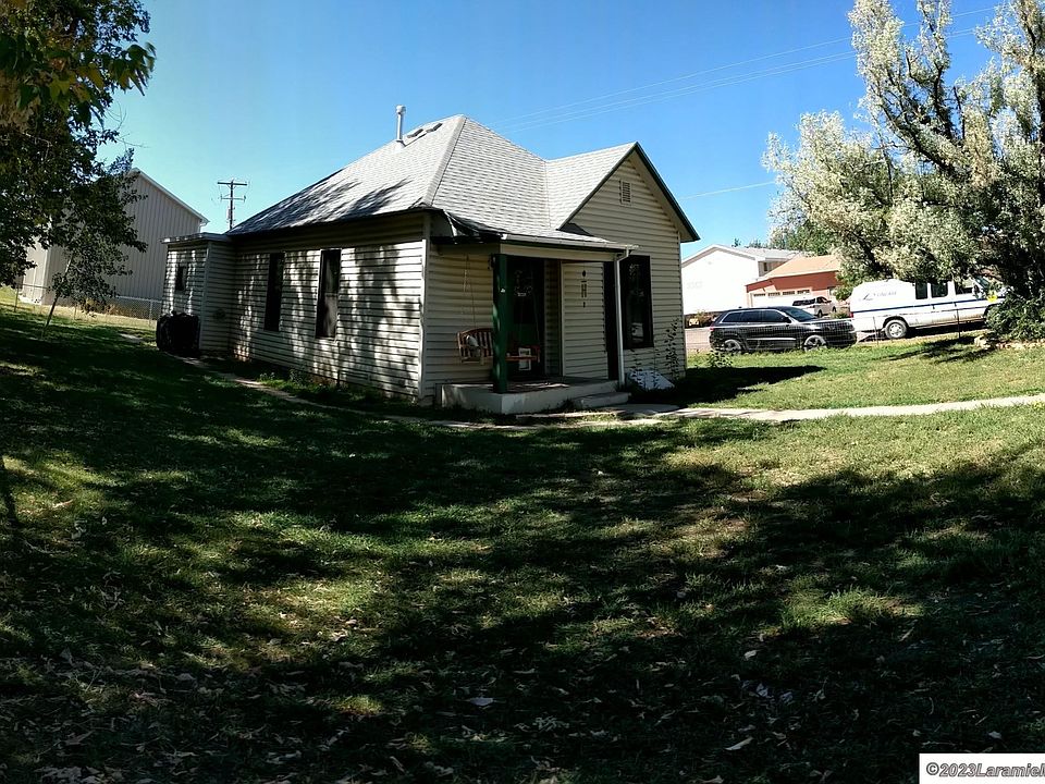 1st image of 504 Grant St