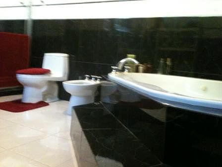 Baño del master con jacuzzi