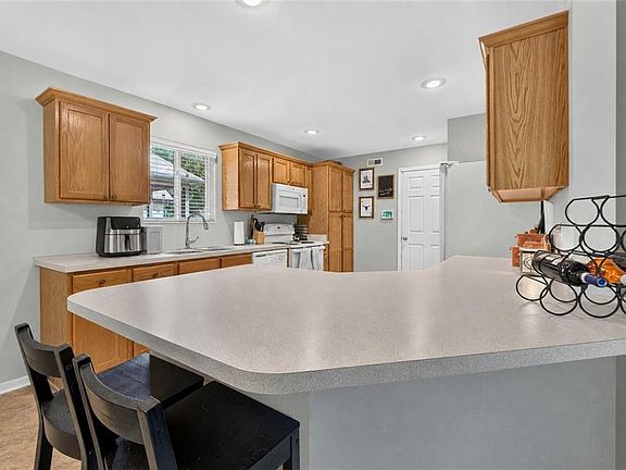 5th image of 7900 NE 109th Ter