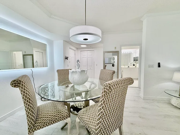 4404 Tuscany Way #4404 — Photo 7