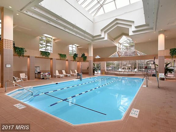3rd image of 5600 Wisconsin Ave APT 605