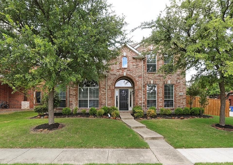 1st image of 2703 Crown Colony Dr