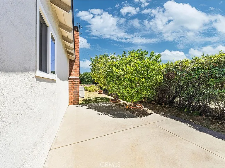 612 N Maryport Ave — Photo 36
