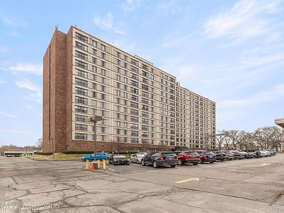 2nd image of 21800 Morley Ave APT 417