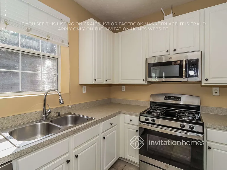 3650 Bancroft Main NW — Photo 6