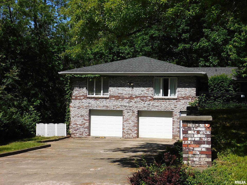 1st image of 31 Penacook Dr