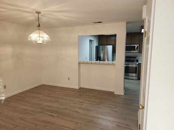 3rd image of 5 San Paulo Ct