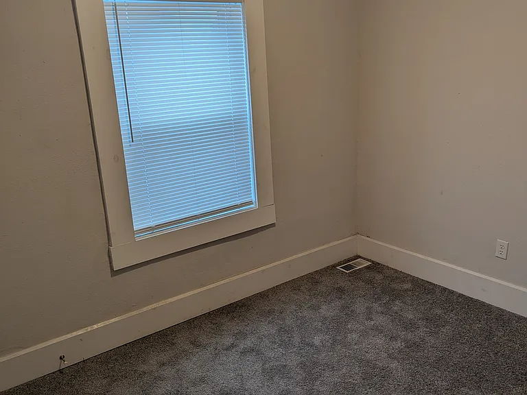 625 Arbor Ave — Photo 6