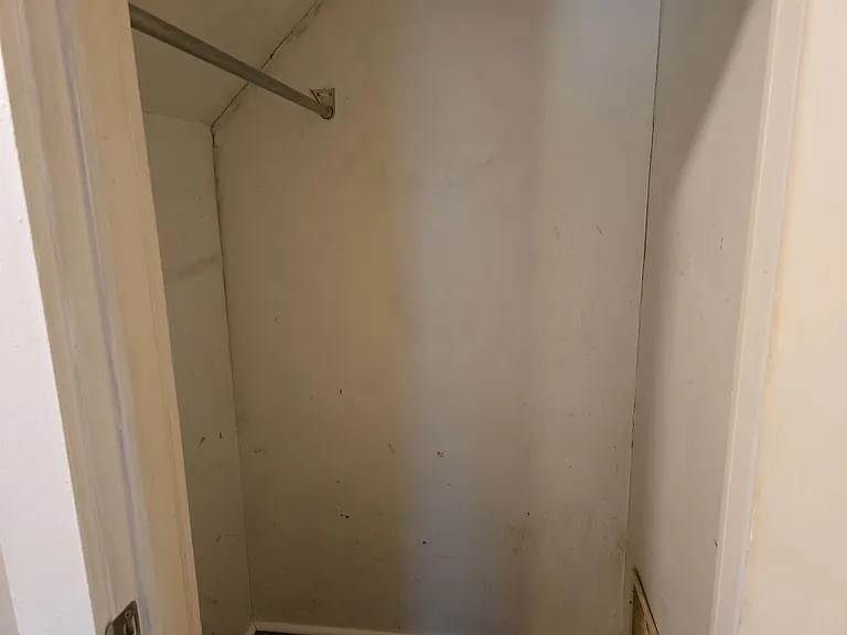 147 Laurel St — Photo 11