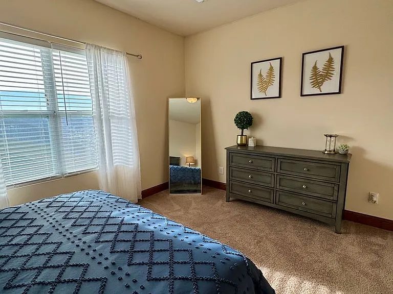 Eagle View Luxury Apartments — Photo 127