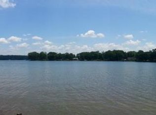 4388 River Oaks Rd, Lake Wylie, SC 29710