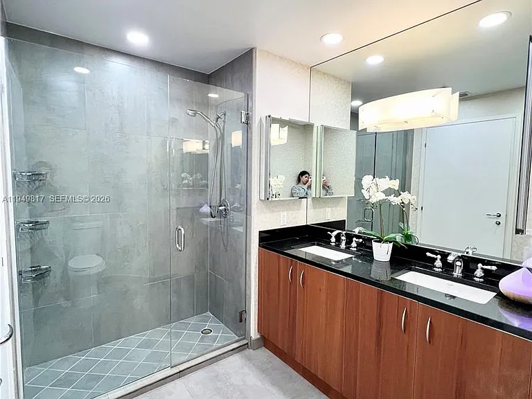 300 S Biscayne Blvd #L-814 — Photo 5