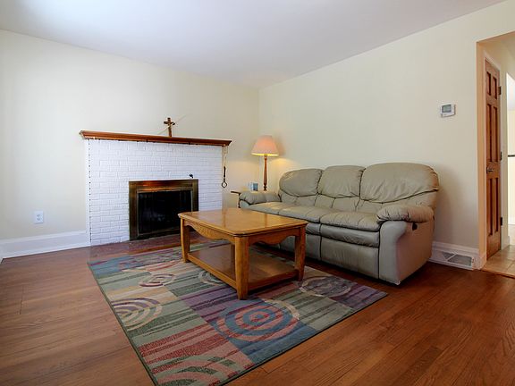 2nd image of 47 31st St N