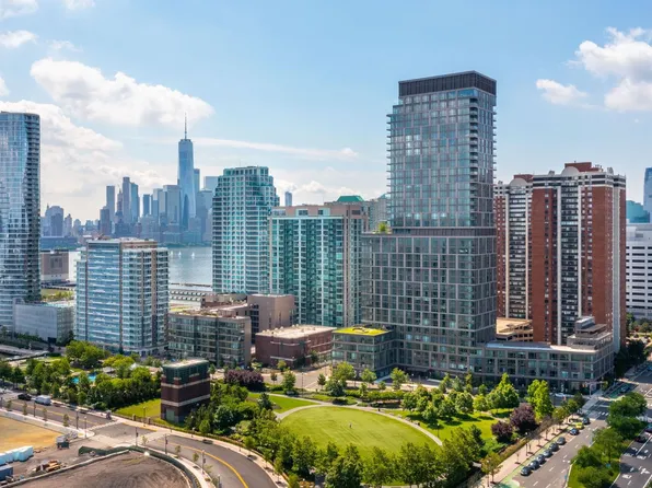 75 Park Ln S APT 2303, Jersey City, NJ 07310