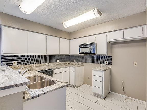 4th image of 6109 Ludington Dr #3-950