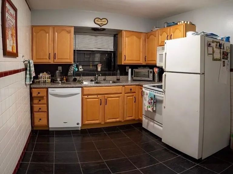 1256 1/2 Moorlands Dr #2 — Photo 12