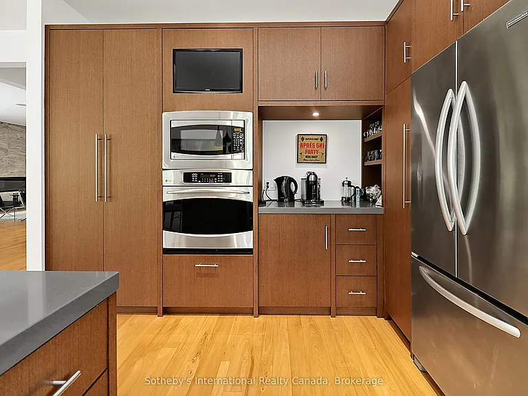 4 Holly Ct — Photo 16