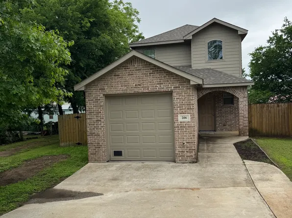 206 S 3rd St, Alvarado, TX 76009