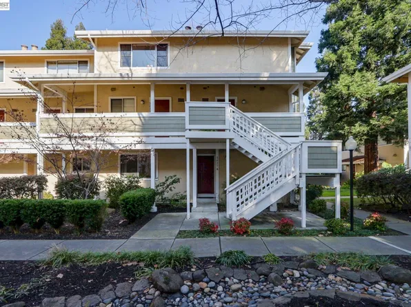 2627 Oak Rd APT A, Walnut Creek, CA 94597