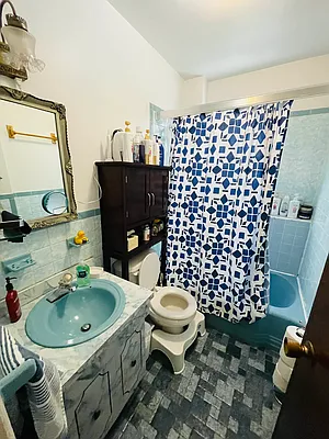 Rented by Voro New York | media 3