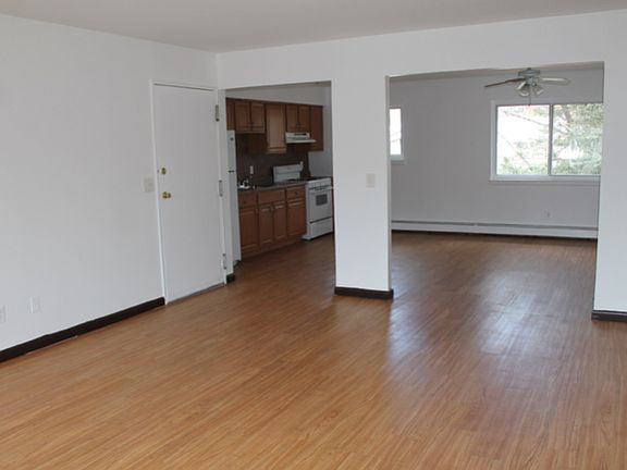 3rd image of 70 Sproat St APT B1