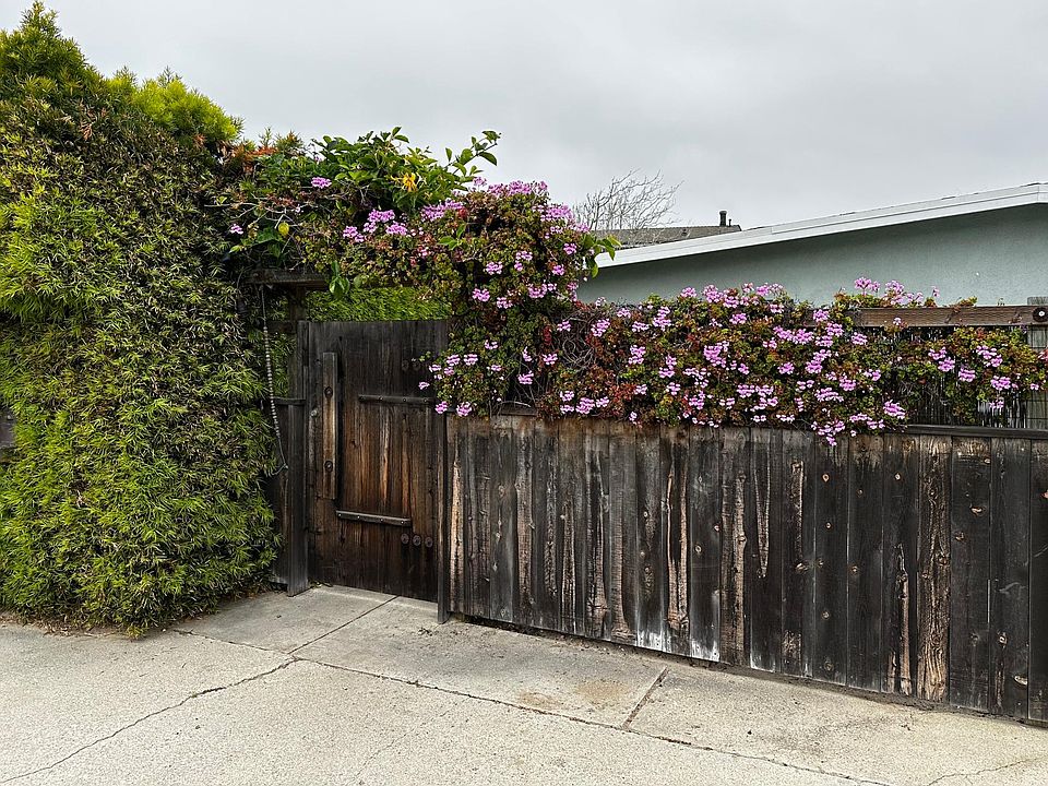 1st image of 1317 Camden Ln