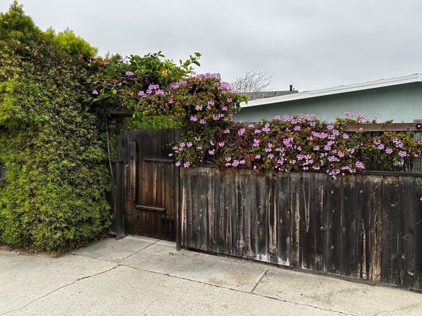 1317 Camden Ln