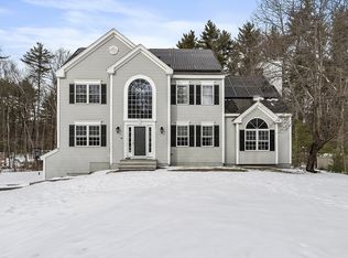 2 Gabes Pl, Lunenburg, MA 01462