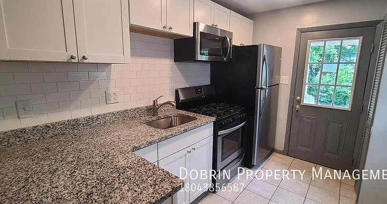 1900 Lakeview Ave #4 — Photo 5