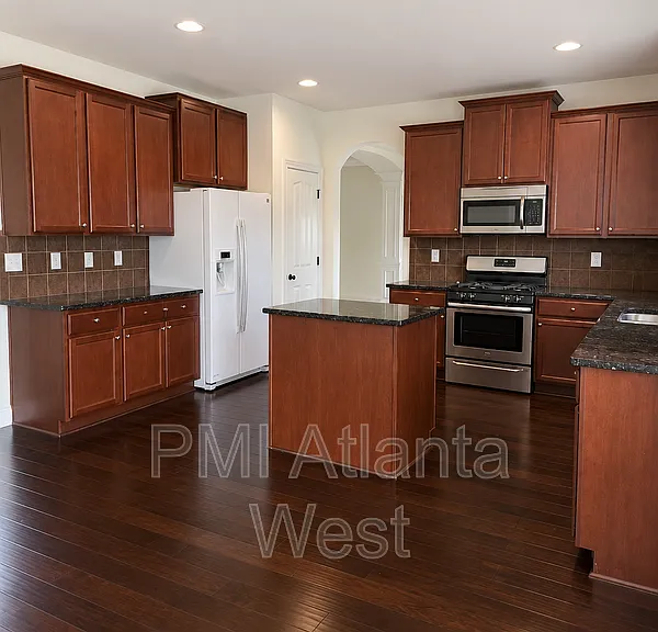2826 Austin Common Dr — Photo 3