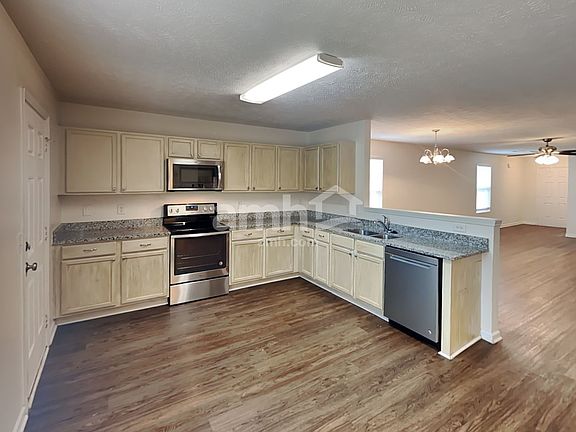 3rd image of 343 Campfire Dr
