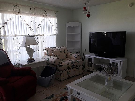 3rd image of 4535 Olympic Dr