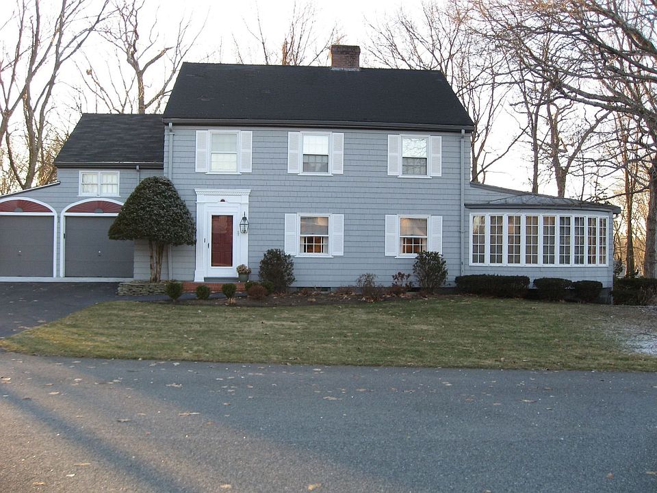 1st image of 22 Woodland Way