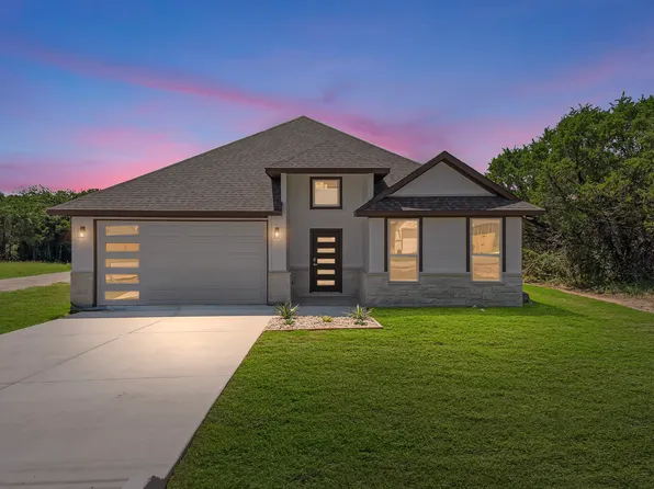 2822 Steepleridge Cir, Granbury, TX 76048
